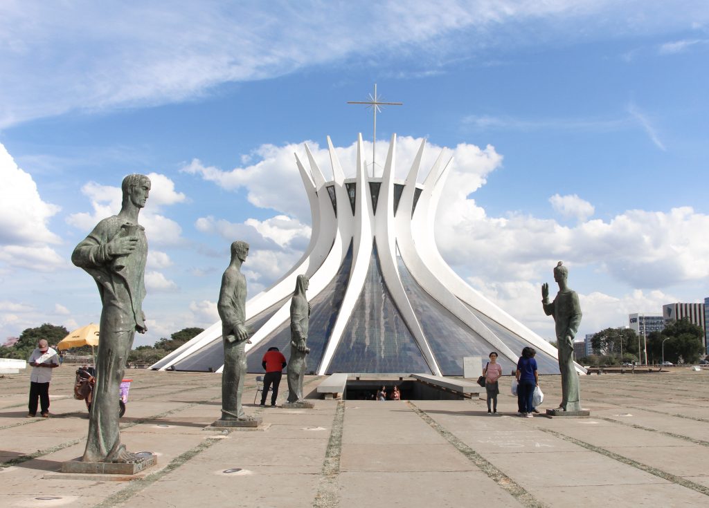 Entenda os símbolos da arquitetura islâmica na Mesquita de Brasília