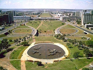 Desvendando as Superquadras: O Coração Residencial de Brasília.