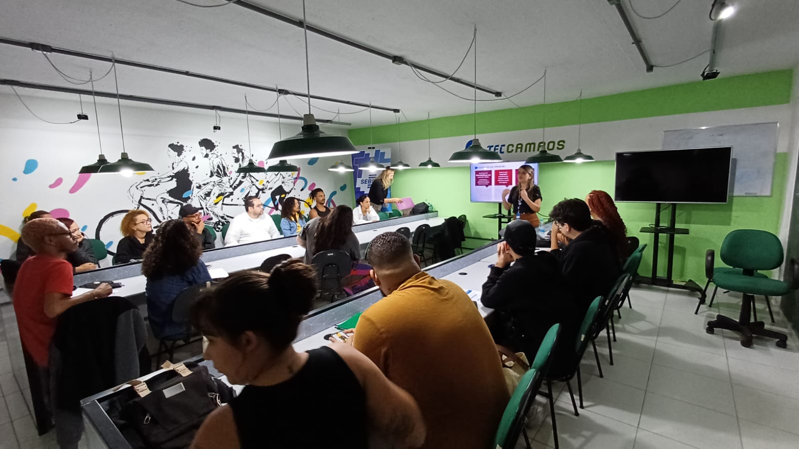 Guia Completo de Associações Comerciais por Região