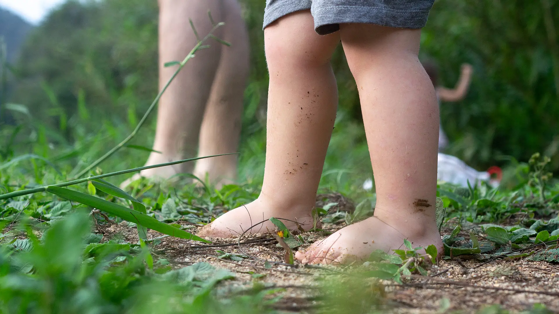 A Ciência por Trás do Grounding: Entenda os Efeitos no Seu Corpo e Mente