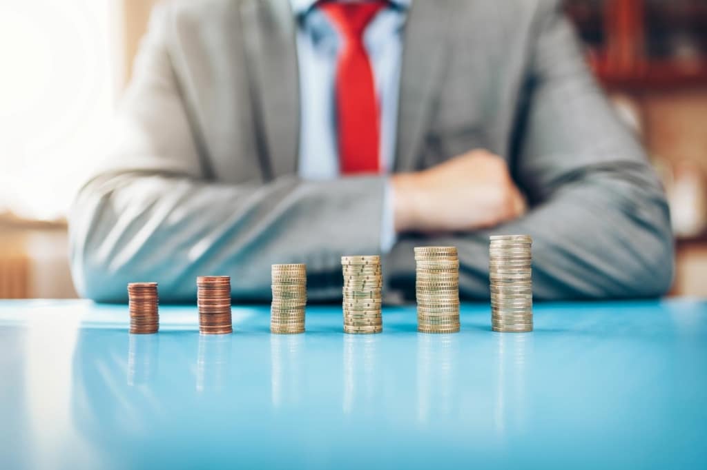 Comparativo: Mercado Primário vs. Mercado Secundário para investidores