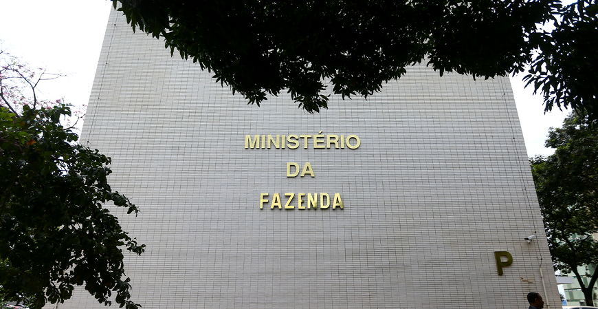 Como Funciona a Arrecadação de Impostos no Brasil