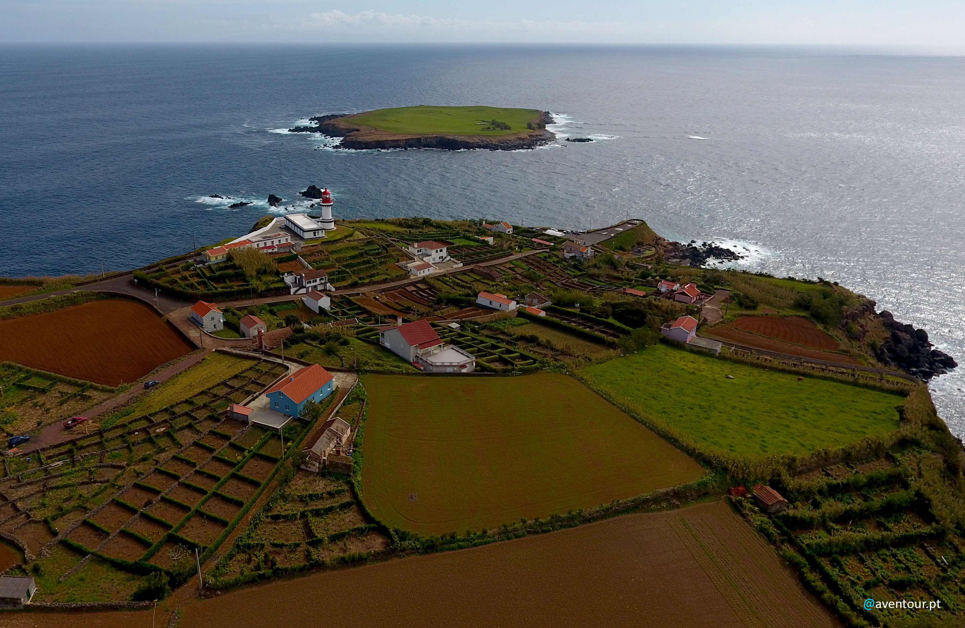 Oca do Sol e da Lua: Uma Experiência Acolhedora na Vila de São Jorge