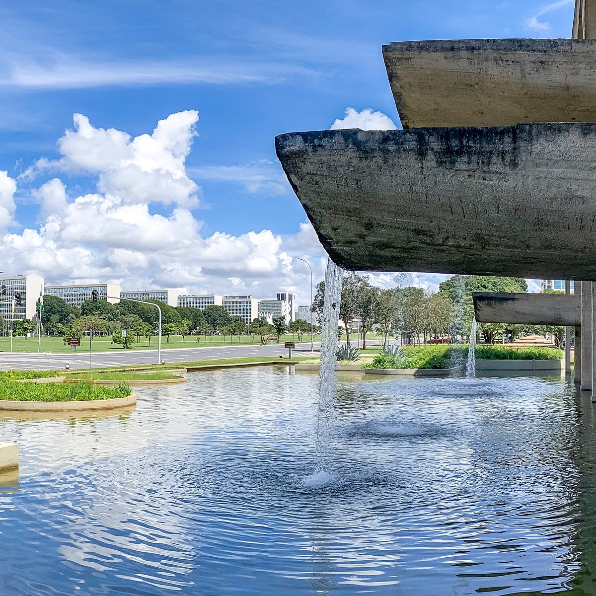 Obras de Oscar Niemeyer em Brasília