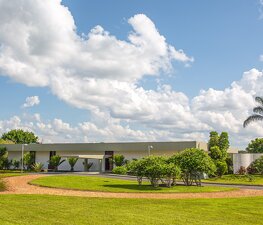 A Influência de Oscar Niemeyer na Arquitetura de Brasília