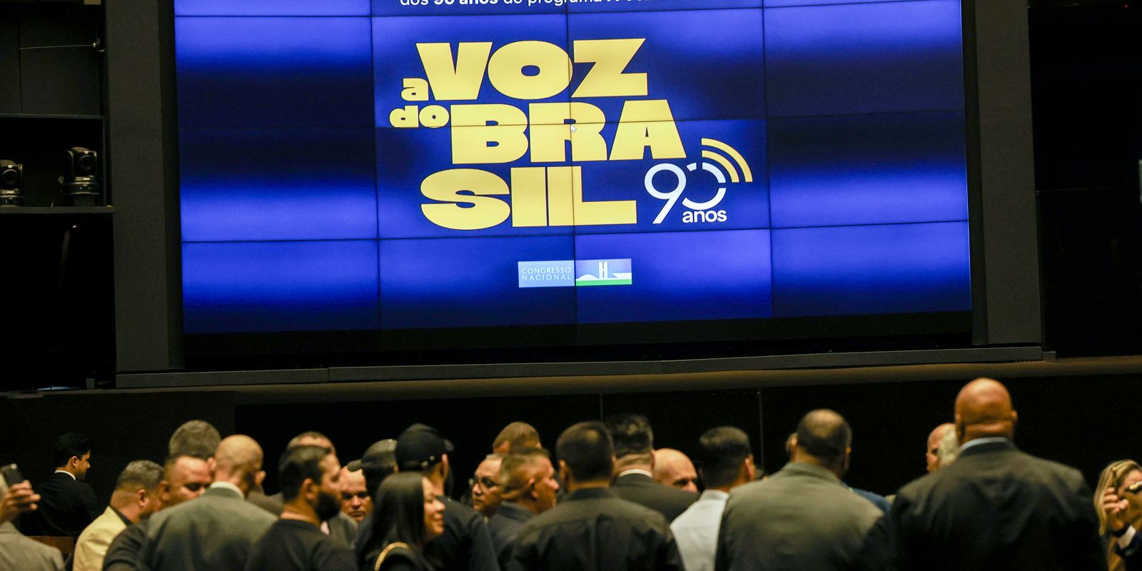 Os 90 Anos da Voz do Brasil: Uma Linha do Tempo