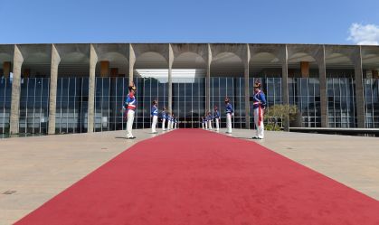 para que serve o ministério das relações exteriores