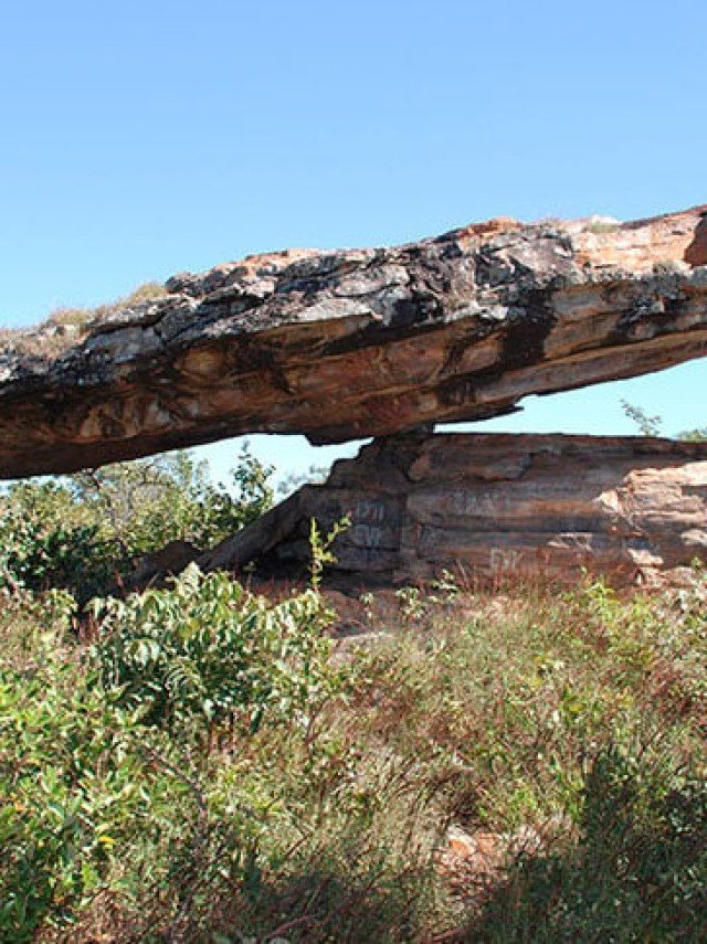Roteiro completo em Cristalina: Pedra Chapéu do Sol e cachoeiras