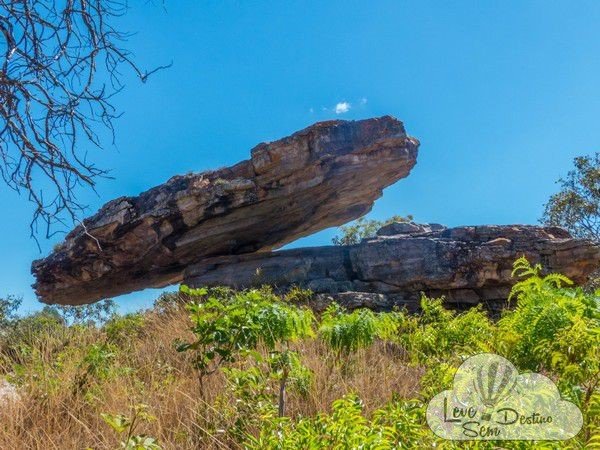 Roteiro completo em Cristalina: Pedra Chapéu do Sol e cachoeiras