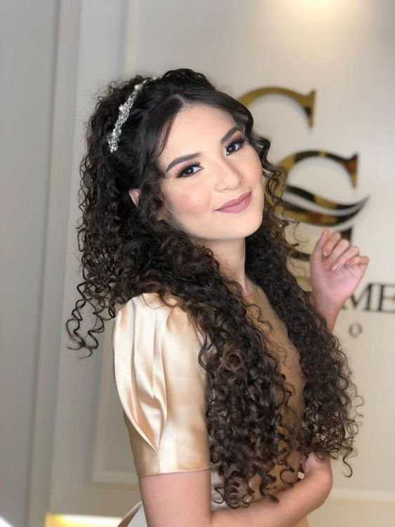 penteados para formatura cabelo solto