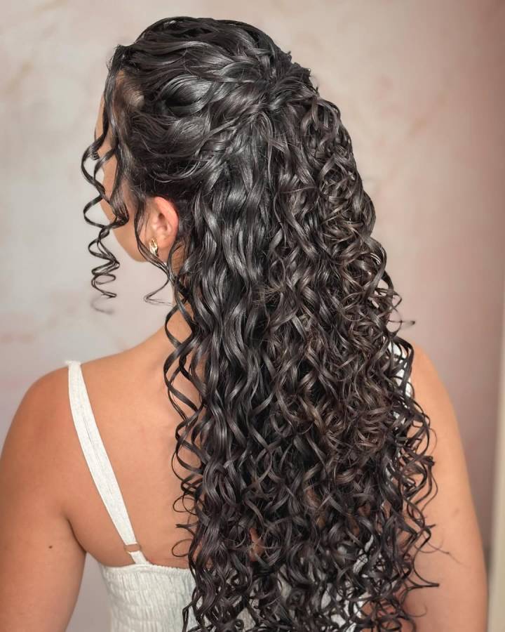 Penteados para formatura com cabelo preso
