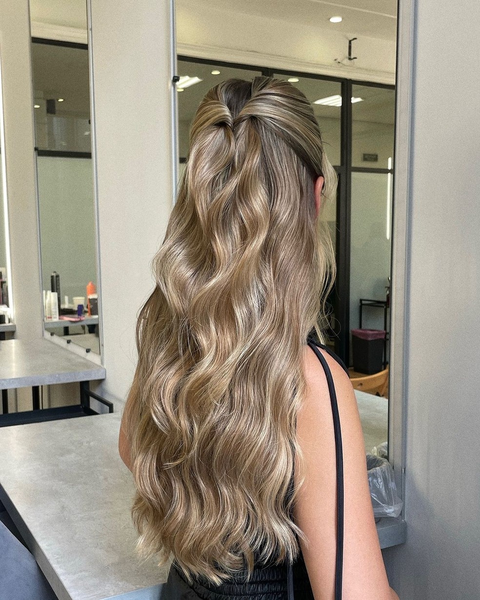 Tendências de penteados para madrinhas