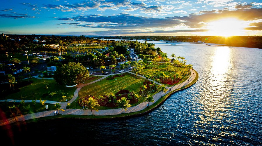 1. Guia Completo dos Restaurantes do Pontão do Lago Sul
2. Pontão do Lago Sul: Onde Comer e Beber com Vista para o Lago
3. Dicas de Happy Hour e Jantar no Pontão do Lago Sul
4. Pontão do Lago Sul: Opções para Todos os Bolsos e Paladares
5. Descubra a Gastronomia Diversificada do Pontão do Lago Sul