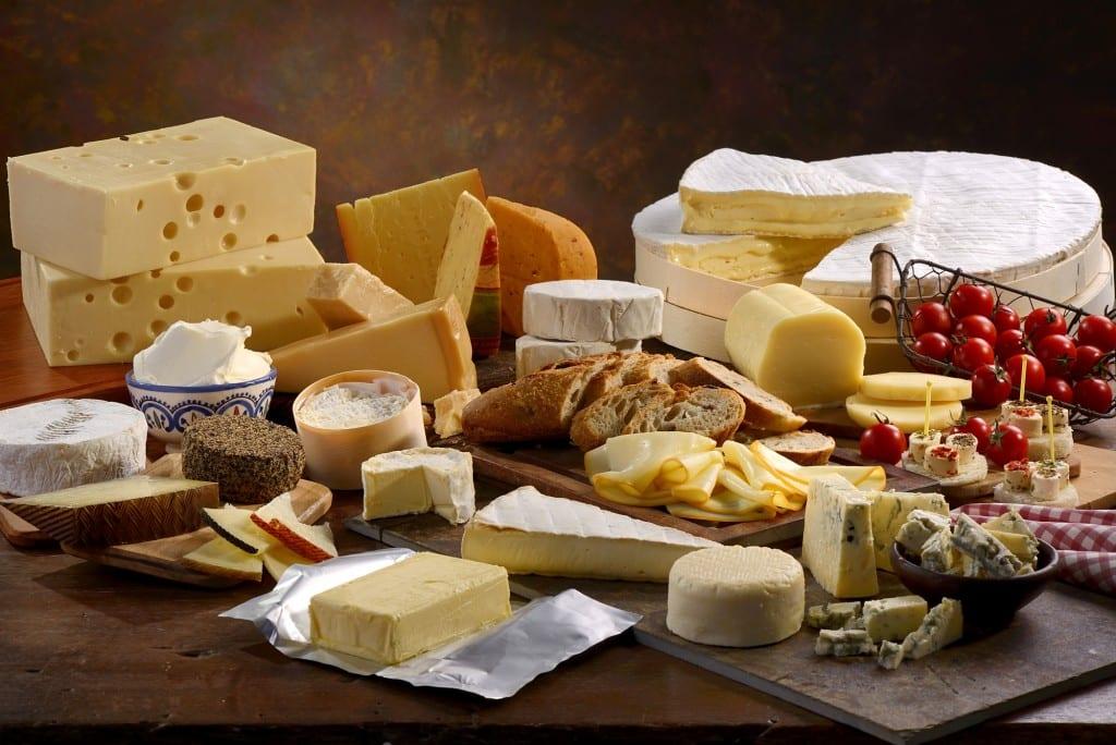 5 ideias de títulos:
1. Descubra os Sabores de Goiás: Onde Encontrar Queijos Autênticos em Brasília
2. Roteiro de Queijos: Experiências Imperdíveis Perto do DF
3. Guia Completo: Os Melhores Empórios de Queijo Goiano em Brasília
4. De Cocalzinho a Brasília: Uma Jornada pelos Queijos Artesanais
5. Feira do Guará: O Paraíso dos Queijos no Distrito Federal