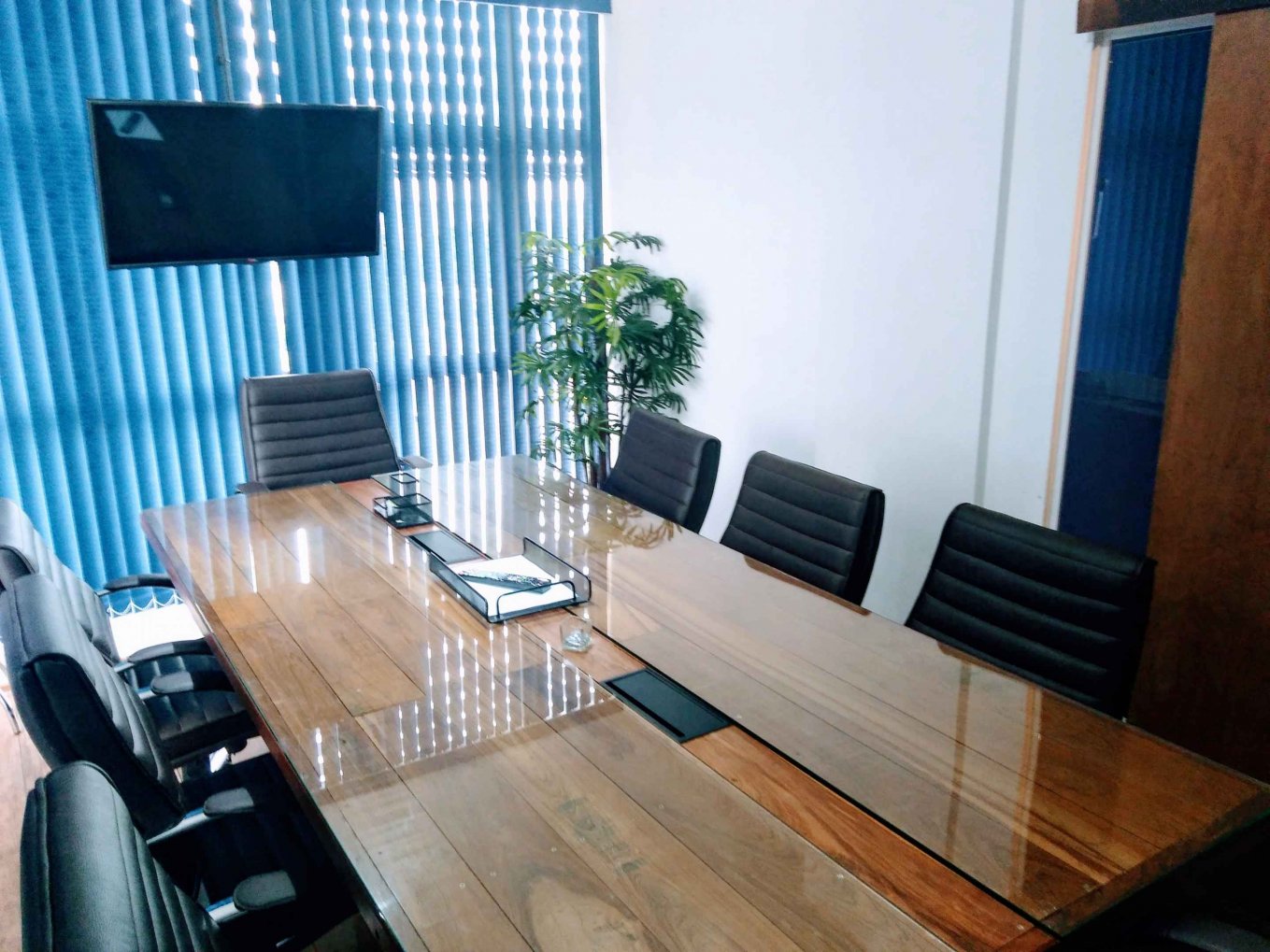 Como escolher a sala de reunião ideal em Brasília