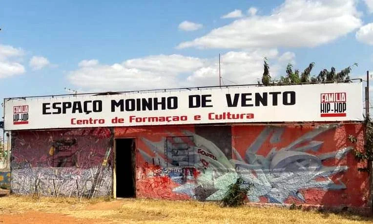 Aventura na Cachoeira do Tororó: Trilhas e Rapel