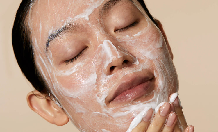 A Importância da Segunda Etapa da Limpeza Facial