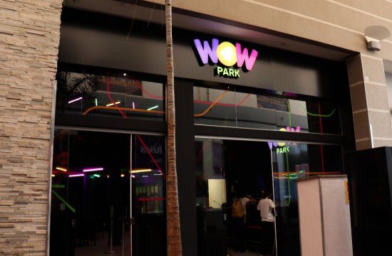 Boliche e Karaokê no Play Bowling Pier 21: Onde a Diversão Acontece