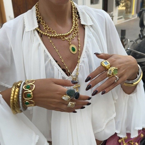 tendências de acessórios dourados 2026