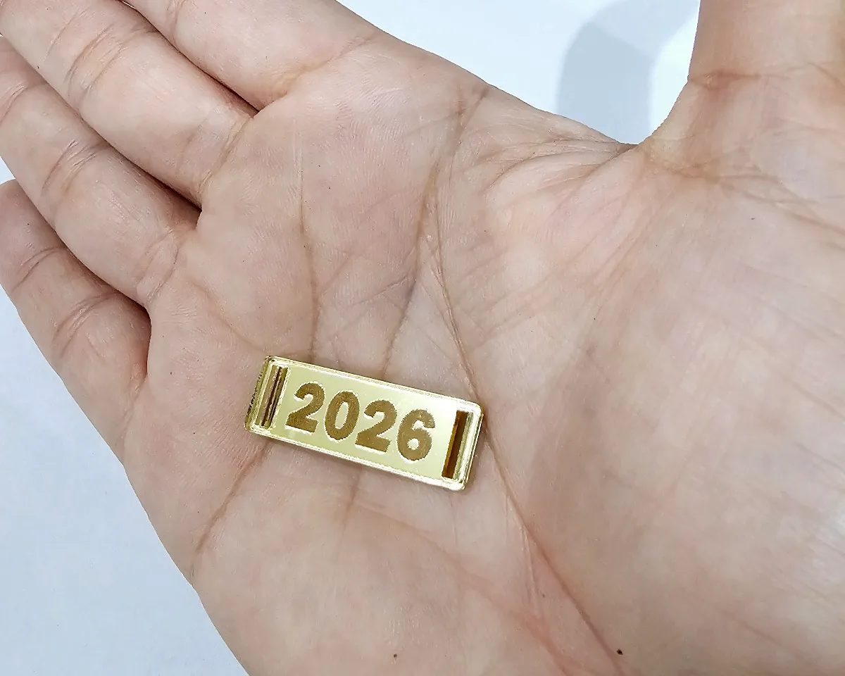 O que são maxi acessórios e como incorporá-los ao seu estilo