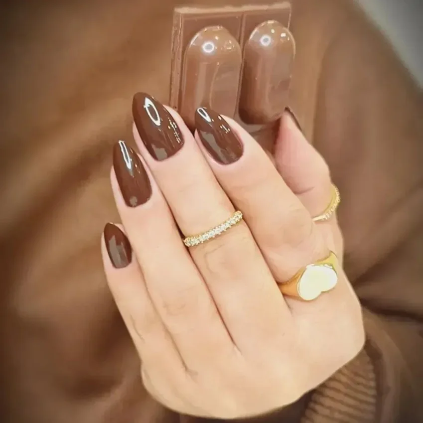 Como conseguir o efeito glossy perfeito nas unhas