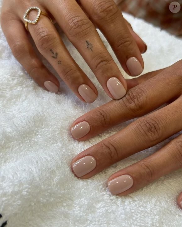 tendências de cores de esmalte outono 2026