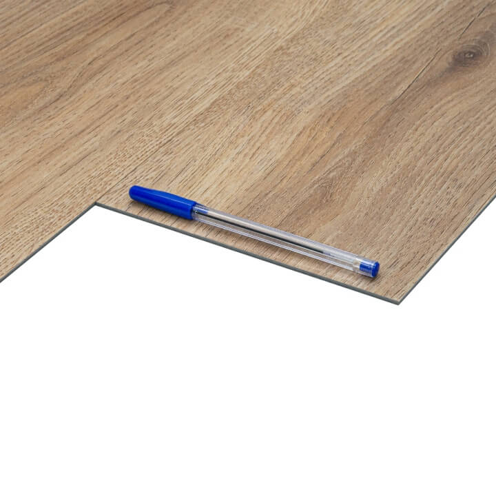 Manutenção e cuidados com pisos de madeira natural