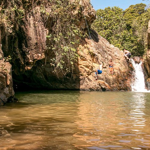Cachoeira do Tororó: Um Refúgio Próximo à Capital