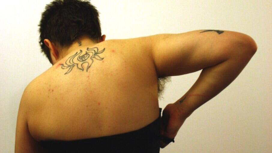 truques para diminuir o busto com a roupa