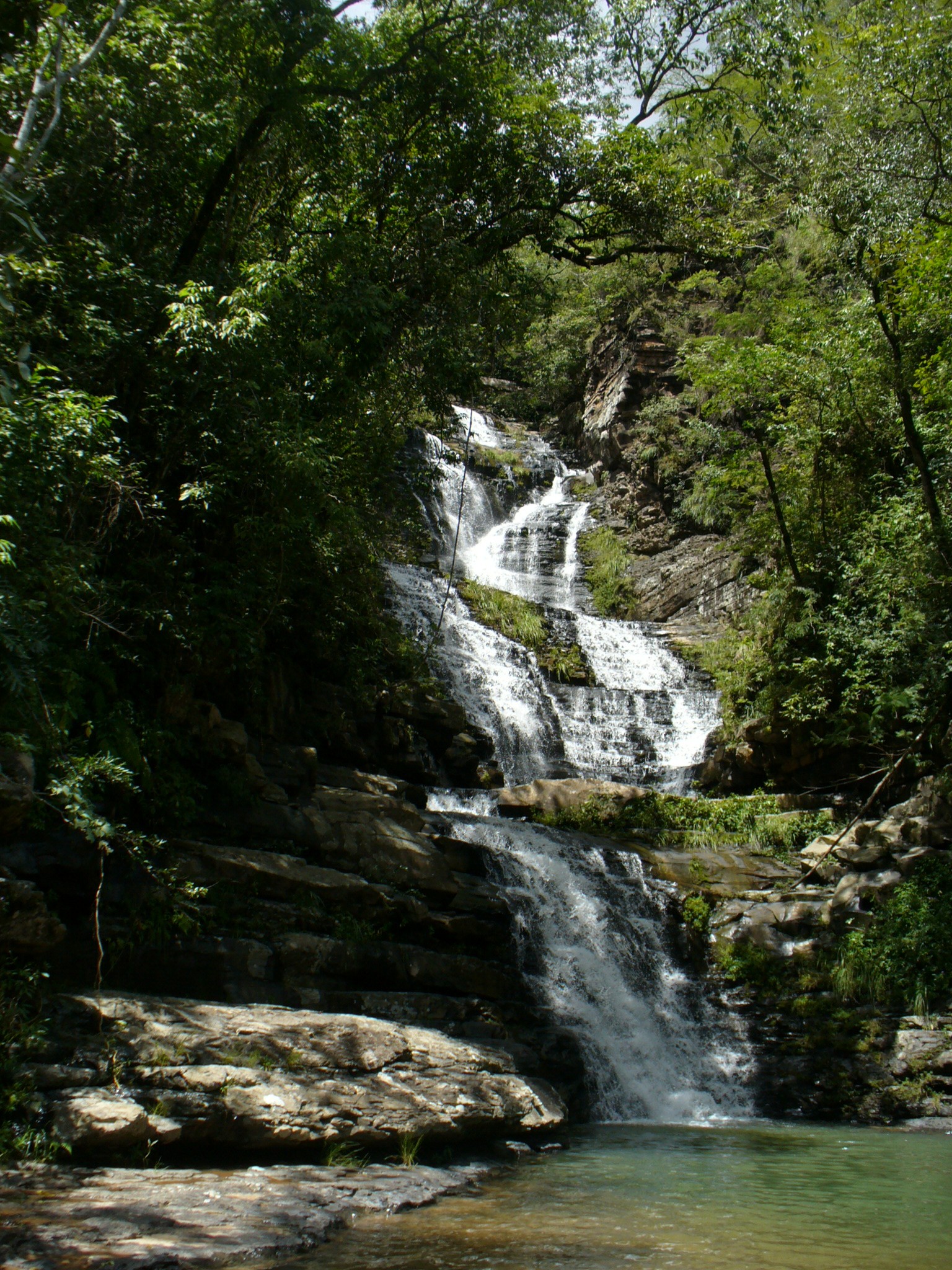 unai mg perto de brasília cachoeiras
