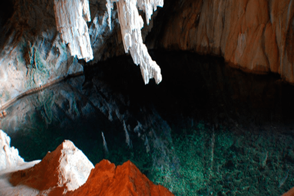 unai mg perto de brasília cachoeiras