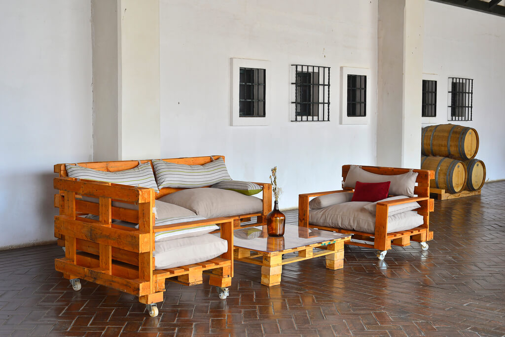 5 Ideias Criativas de Móveis Feitos com Pallets